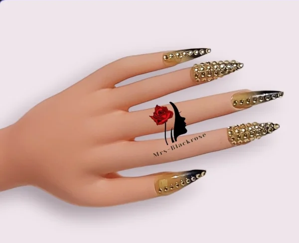 Mrs-Blackrose HM010 Press On Nails – Elegant Reusable Nail Set